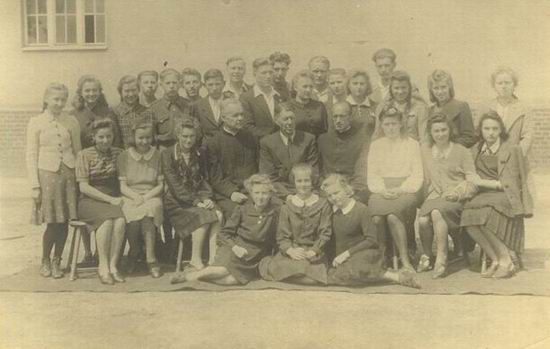 I klasa gimnazjum - koniec roku szkolnego 1946